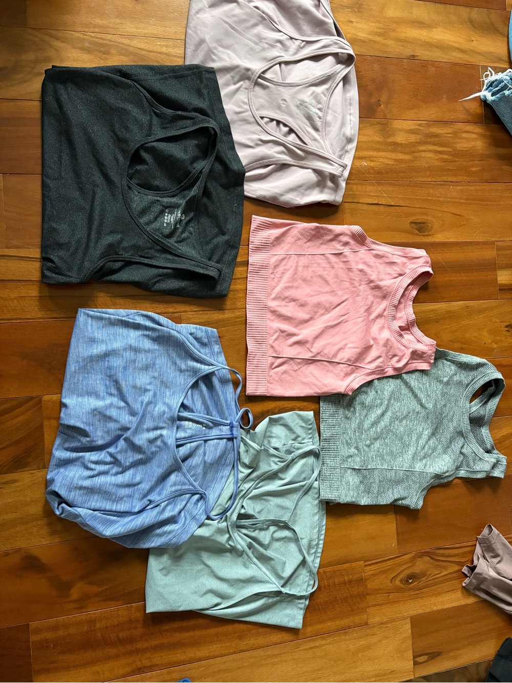 Ribbed Tank Top (x6)